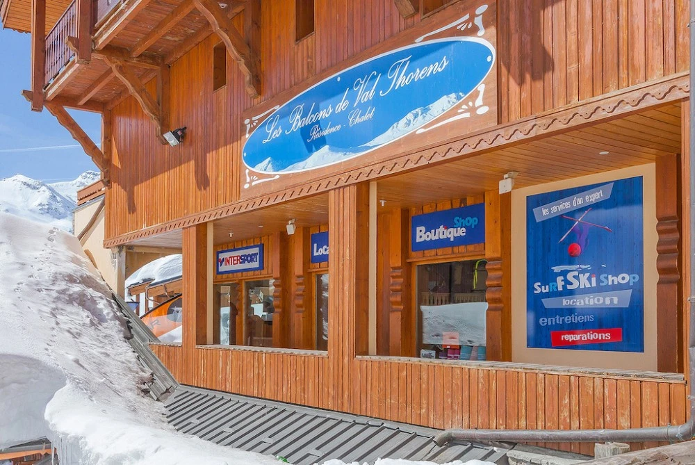 Les Balcons de Val Thorens spa - boutique shop 2