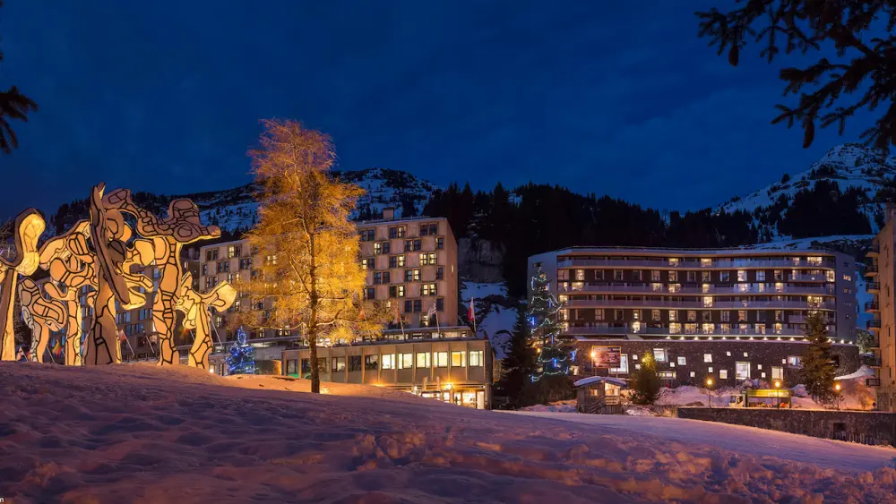 Le Centaure - chalets in de avond