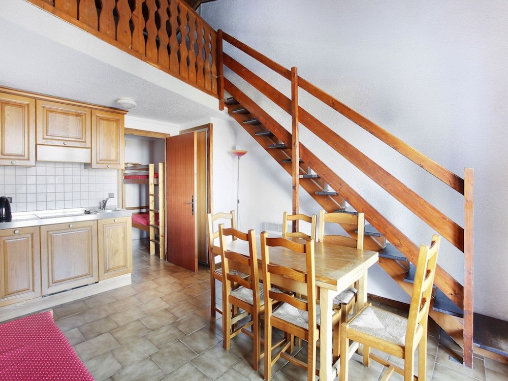 Le Front de Neige - trap in de woonkamer