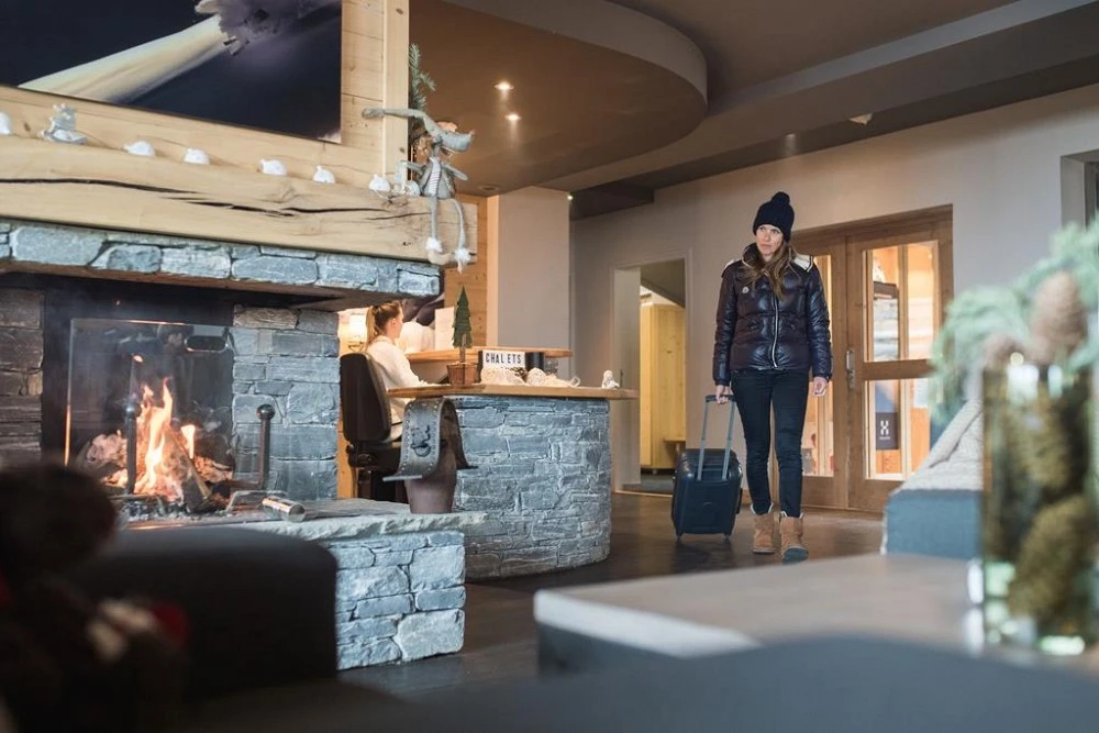 Les Chalets du Soleil CONTEMPORAINS - receptie met lounge