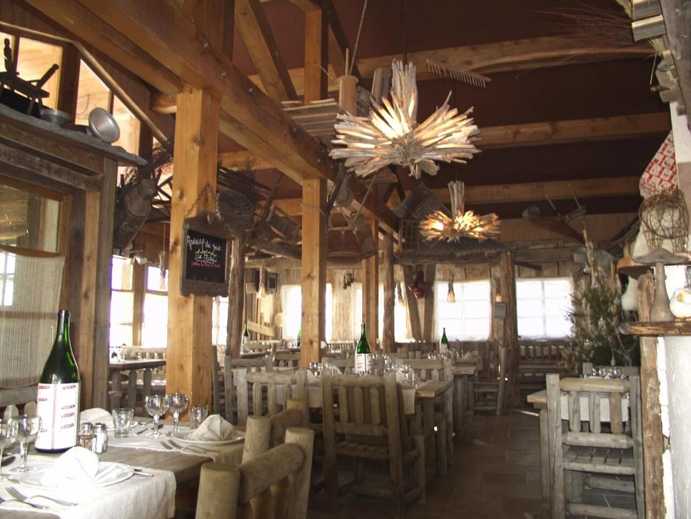 Les Balcons de Village restaurant