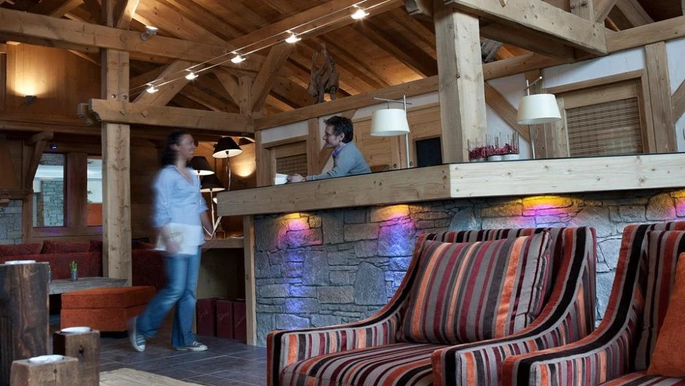 Les Chalets de Jouvence - receptie met lounge