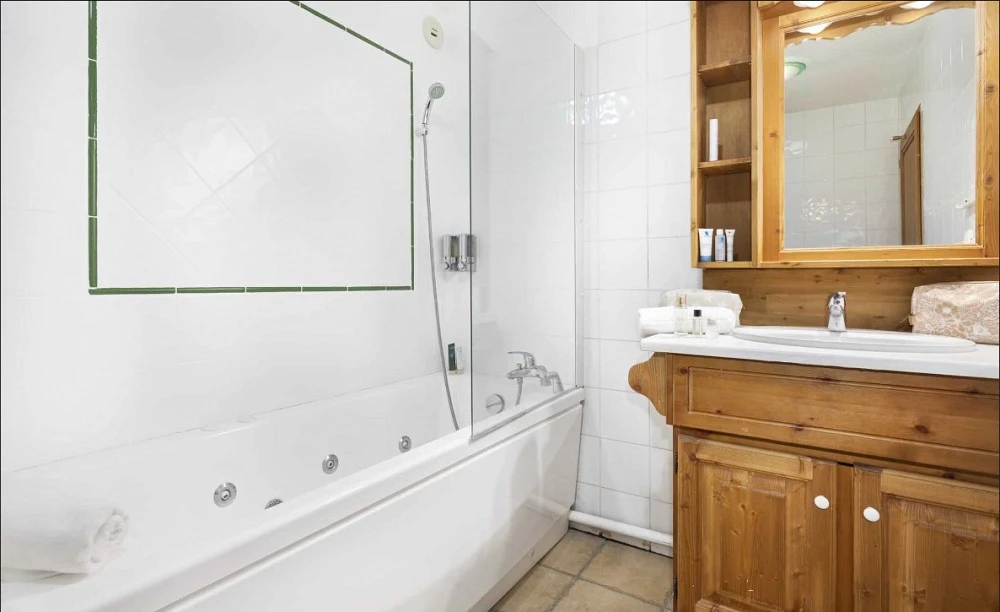 Les Balcons de Val Thorens 5-kamer apt. voor max. 10 pers.  SUPERIEUR badkamer, douche