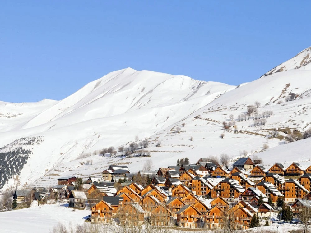 Les c halets des Marmottes - bergen met sneeuw