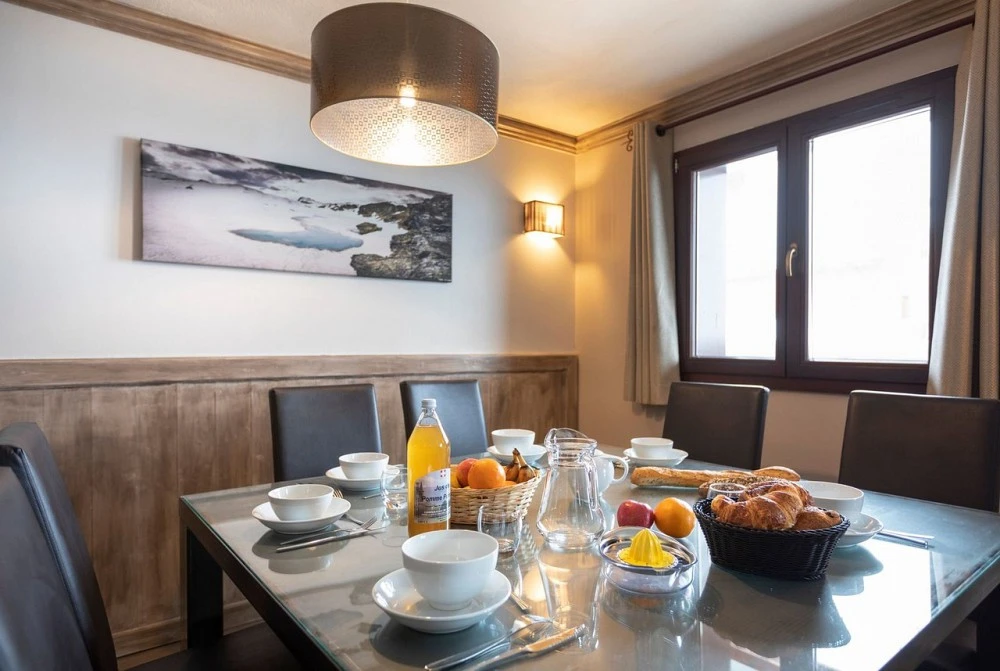 residence chalet des neiges hermine - eettafel