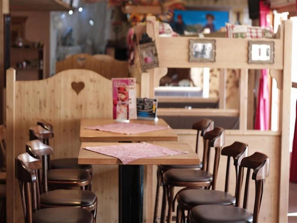 L'Oree des Pistes restaurant 2