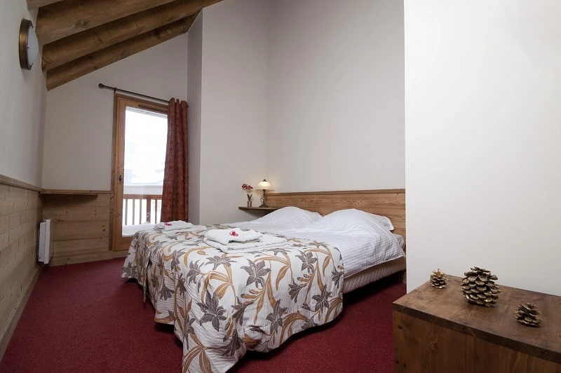 Le Sabot de Venus - slaapkamer met balkon en 2-personsbed 2