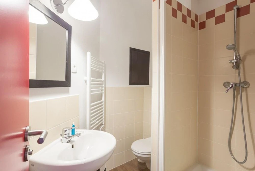 Le Tikal De badkamer met douche