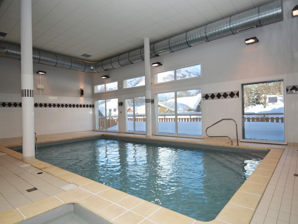 chalet Les Bergers - binnenzwembad met verwarming